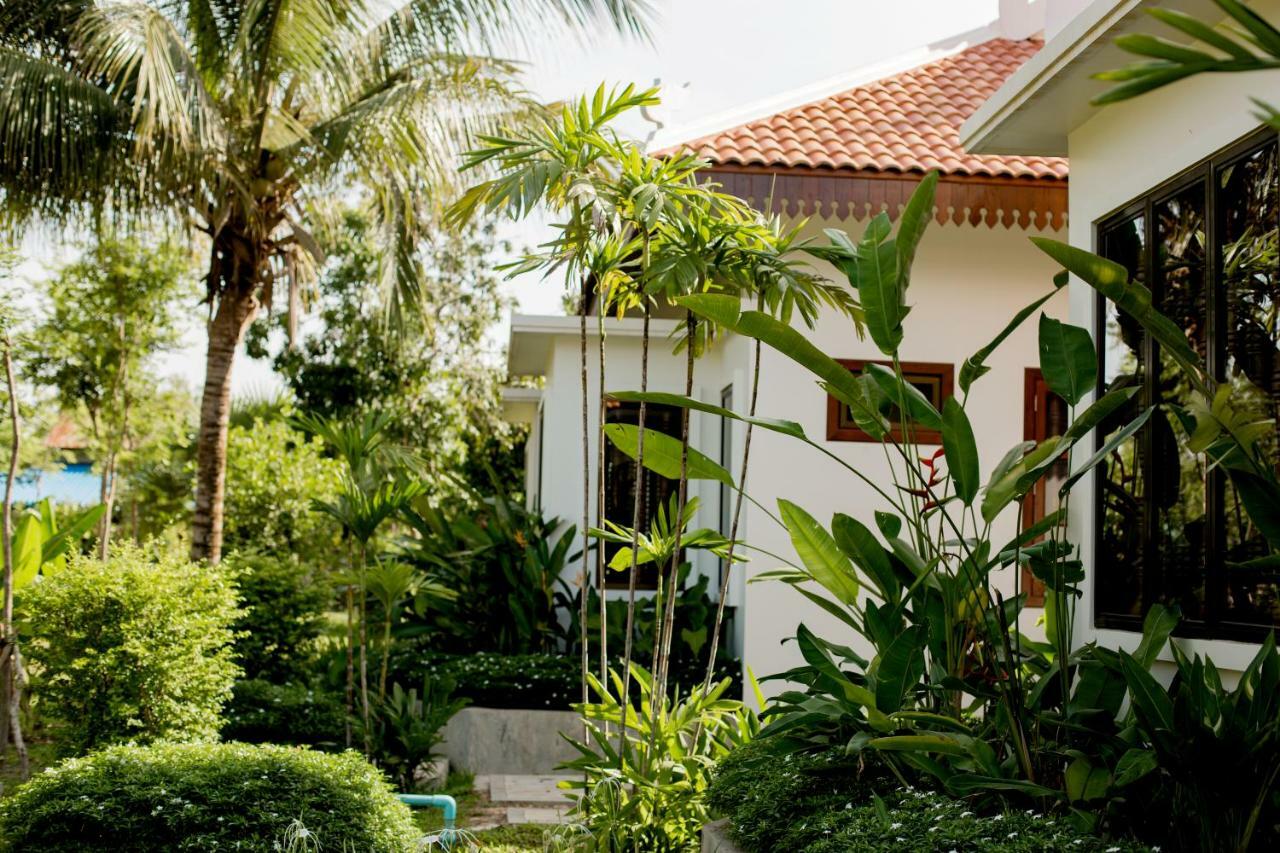 Angkor Privilege Resort & Spa Siem Reap Esterno foto